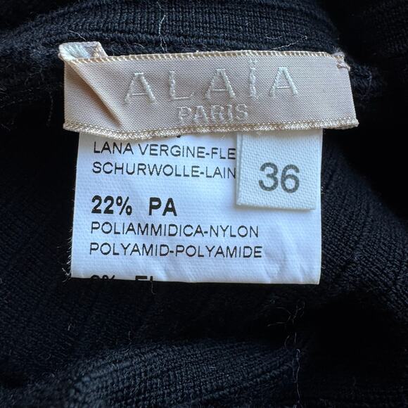 ALAÏA Black Ribbed Virgin Wool Little Black Dress - Picture 9 of 11